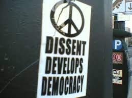 dissent是什么意思
