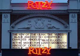 ritzy是什么意思
